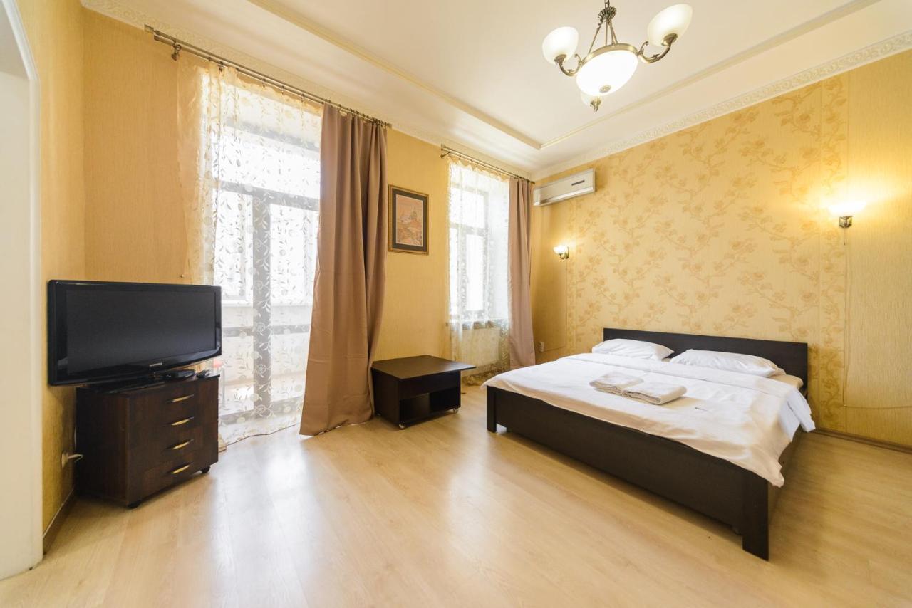 911 Apartments Antonovichа كييف المظهر الخارجي الصورة