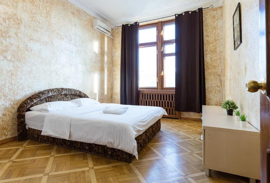 911 Apartments Antonovichа كييف المظهر الخارجي الصورة