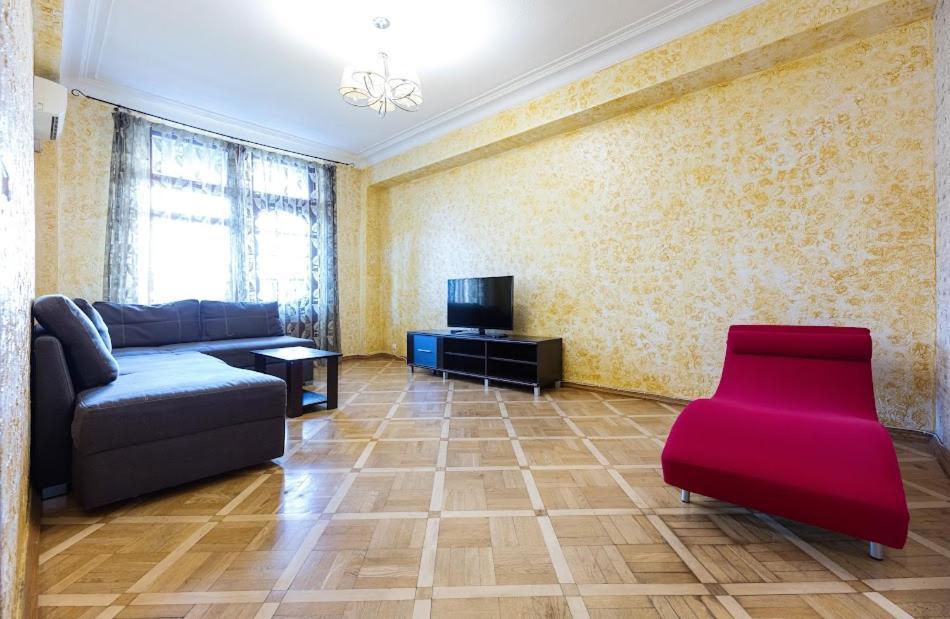 911 Apartments Antonovichа كييف المظهر الخارجي الصورة