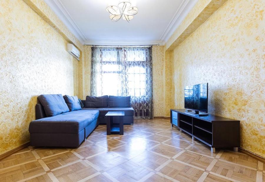 911 Apartments Antonovichа كييف المظهر الخارجي الصورة