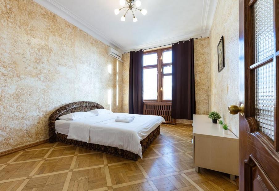 911 Apartments Antonovichа كييف المظهر الخارجي الصورة